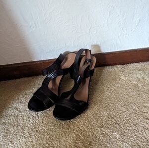 Franco Sarto black open toe ankle strap block heel 3.5" Size 9.5